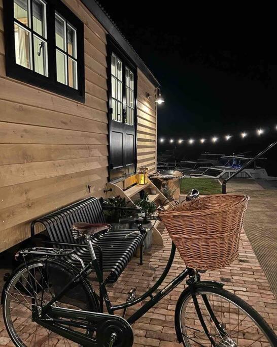SaltfordIsland Hut - Outdoor Bath Tub, Firepit And Water Equipmentアパートメント エクステリア 写真